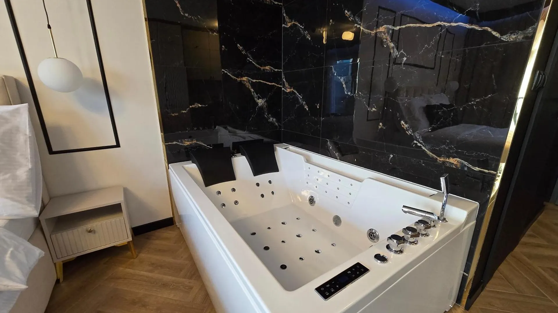 Motlava Romantic Loft Gdansk 0*,